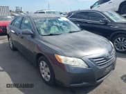 ✅ 2007 Toyota Camry LE • VIN: JTNBK46K173008695 • Lot: 43302437. Wystawiony na IAAI z przebiegiem 97 930 mil. Bezpłatny archiwum sprzedaży aukcyjnych z USA i szczegółowy raport historii pojazdu na DreamBid. Zdjęcie 6.