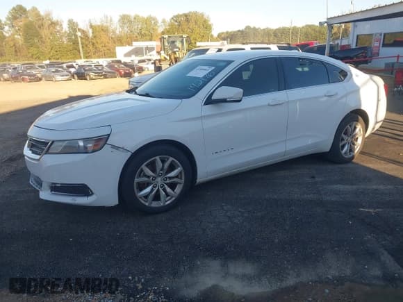 ✅ 2017 Chevrolet Impala LT • VIN: 2G1105SA8H9142176 • Lot: 43580865. Wystawiony na IAAI z przebiegiem 300 615 mil. Bezpłatny archiwum sprzedaży aukcyjnych z USA i szczegółowy raport historii pojazdu na DreamBid. Zdjęcie 2.