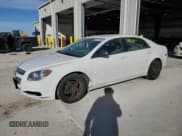 ✅ 2012 Chevrolet Malibu 1FL • VIN: 1G1ZA5EU8CF390224 • Лот: 91017565. Опубликован ранее на Copart с пробегом 104 776 миль. Бесплатный доступ к архиву аукционных продаж из США и подробный отчёт об истории автомобиля на DreamBid. Изображение 1.