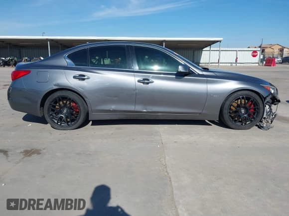 ✅ 2017 Infiniti Q50 Red Sport 400 • VIN: JN1FV7AP9HM850507 • Lot: 41597424. Wystawiony na IAAI z przebiegiem 148 042 mil. Bezpłatny archiwum sprzedaży aukcyjnych z USA i szczegółowy raport historii pojazdu na DreamBid. Zdjęcie 13.
