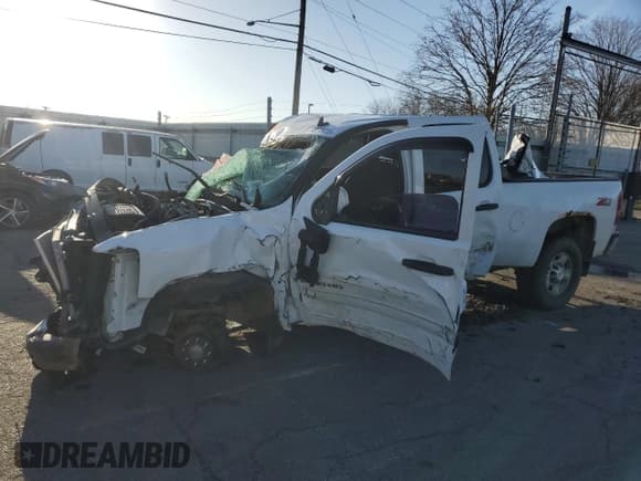 ✅ 2009 Chevrolet Silverado 2500HD LT • VIN: 1GCHK53619F127036 • Lot: 48616415. Listed on Copart with Not provided. Free auction sales archive from the USA and detailed vehicle history report at DreamBid. Image 1.