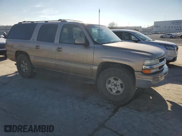 ✅ 2001 Chevrolet Suburban LS • VIN: 3GNEC16T01G197213 • Лот: 86108854. Опубликован ранее на Copart с пробегом 326 706 миль. Бесплатный доступ к архиву аукционных продаж из США и подробный отчёт об истории автомобиля на DreamBid. Изображение 4.