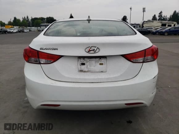 ✅ 2013 Hyundai Elantra GLS • VIN: 5NPDH4AE1DH306581 • Лот: 71294715. Опубликован ранее на Copart с пробегом 142 184 миль. Бесплатный доступ к архиву аукционных продаж из США и подробный отчёт об истории автомобиля на DreamBid. Изображение 6.