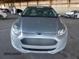 ✅ 2015 Ford Focus Electric • VIN: 1FADP3R42FL314945 • Lot: 69076744. Wystawiony na Copart z przebiegiem 60 030 mil. Bezpłatny archiwum sprzedaży aukcyjnych z USA i szczegółowy raport historii pojazdu na DreamBid. Zdjęcie 5.