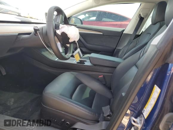 ✅ 2023 Tesla Model 3 • VIN: 5YJ3E1EA3PF492573 • Lot: 43227595. Wystawiony na Copart z przebiegiem Nie podano. Bezpłatny archiwum sprzedaży aukcyjnych z USA i szczegółowy raport historii pojazdu na DreamBid. Zdjęcie 7.