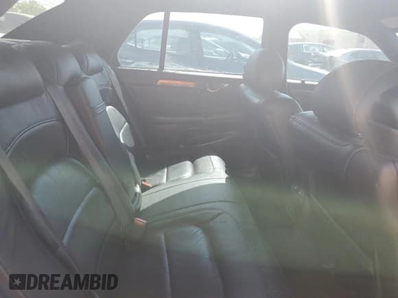 ✅ 2005 Cadillac DeVille • VIN: 1G6KD54Y45U233957 • Lot: 69169463. Listed on Copart with 141,675 mi. Free auction sales archive from the USA and detailed vehicle history report at DreamBid. Image 10.