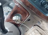 ✅ 2000 Toyota 4Runner Limited • VIN: JT3HN87R5Y0303363 • Lot: 42752782. Listed on IAAI with 308,483 mi. Free auction sales archive from the USA and detailed vehicle history report at DreamBid. Image 11.