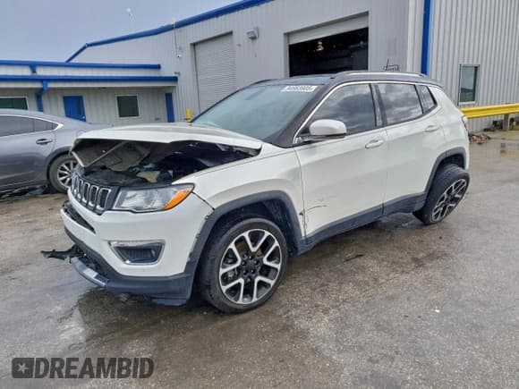 ✅ 2018 Jeep Compass Limited • VIN: 3C4NJCCB7JT368200 • Lot: 94983905. Wystawiony na Copart z przebiegiem 51 716 mil. Bezpłatny archiwum sprzedaży aukcyjnych z USA i szczegółowy raport historii pojazdu na DreamBid. Zdjęcie 1.