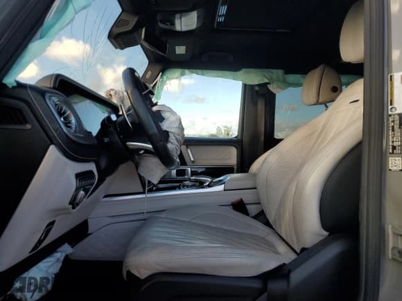 ✅ 2021 Mercedes-Benz G 63 AMG • VIN: W1NYC7HJXMX386092 • Lot: 77246233. Listed on Copart with Not provided. Free auction sales archive from the USA and detailed vehicle history report at DreamBid. Image 7.