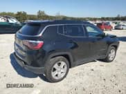 ✅ 2022 Jeep Compass Latitude • VIN: 3C4NJCBBXNT225233 • Lot: 82717375. Listed on Copart with 28,949 mi. Free auction sales archive from the USA and detailed vehicle history report at DreamBid. Image 3.