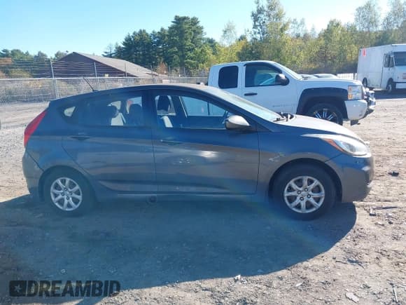 ✅ 2012 Hyundai Accent GS • VIN: KMHCT5AE3CU047317 • Лот: 43410424. Опубликован ранее на IAAI с пробегом 72 953 миль. Бесплатный доступ к архиву аукционных продаж из США и подробный отчёт об истории автомобиля на DreamBid. Изображение 13.