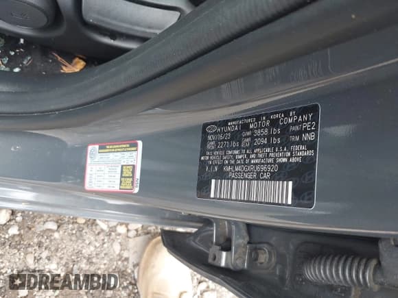 ✅ 2024 Hyundai Elantra SEL • VIN: KMHLM4DGXRU696920 • Lot: 42870118. Listed on IAAI with 8,620 mi. Free auction sales archive from the USA and detailed vehicle history report at DreamBid. Image 9.