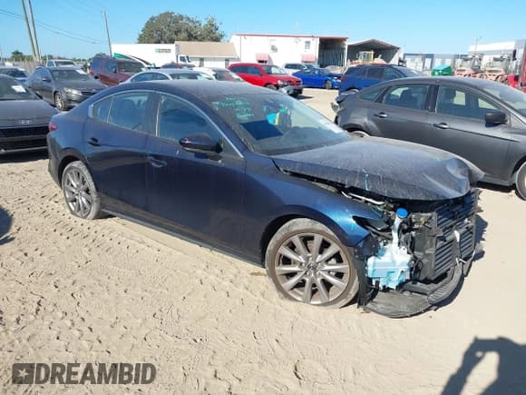 ✅ 2021 Mazda 3 Select • VIN: 3MZBPABM9MM205732 • Lot: 43624678. Listed on IAAI with 36,557 mi. Free auction sales archive from the USA and detailed vehicle history report at DreamBid. Image 1.