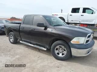 ✅ 2010 Dodge 1500 ST • VIN: 1D7RB1GK7AS231245 • Lot: 41670517. Wystawiony na IAAI z przebiegiem 158 611 mil. Bezpłatny archiwum sprzedaży aukcyjnych z USA i szczegółowy raport historii pojazdu na DreamBid. Zdjęcie 1.