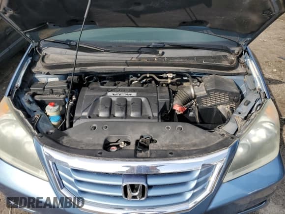 ✅ 2010 Honda Odyssey Touring • VIN: 5FNRL3H90AB043579 • Lot: 43601615. Listed on Copart with 159,883 mi. Free auction sales archive from the USA and detailed vehicle history report at DreamBid. Image 12.