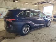 ✅ 2021 Toyota Sienna XLE • VIN: 5TDJSKFC8MS006014 • Lot: 92890975. Listed on Copart with 102,615 mi. Free auction sales archive from the USA and detailed vehicle history report at DreamBid. Image 3.