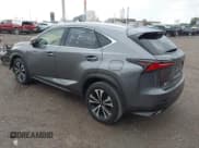 ✅ 2021 Lexus NX 300 F Sport • VIN: JTJSARDZ7M2260275 • Lot: 42598093. Wystawiony na IAAI z przebiegiem 32 943 mil. Bezpłatny archiwum sprzedaży aukcyjnych z USA i szczegółowy raport historii pojazdu na DreamBid. Zdjęcie 3.