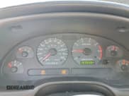 ✅ 2003 Ford Mustang Standard • VIN: 1FAFP40403F313296 • Lot: 94375875. Wystawiony na Copart z przebiegiem 163 928 mil. Bezpłatny archiwum sprzedaży aukcyjnych z USA i szczegółowy raport historii pojazdu na DreamBid. Zdjęcie 9.