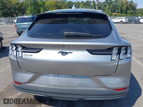 ✅ 2021 Ford Mustang Mach-E Select • VIN: 3FMTK1SS7MMA18408 • Лот: 43139803. Опубликован ранее на IAAI с пробегом 40 113 миль. Бесплатный доступ к архиву аукционных продаж из США и подробный отчёт об истории автомобиля на DreamBid. Изображение 17.