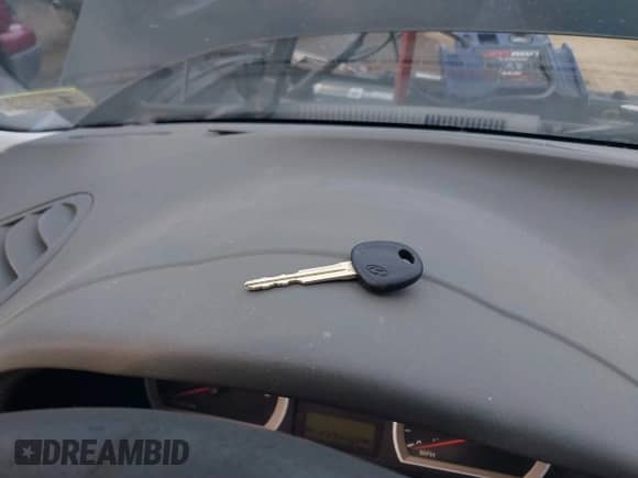 2006 Hyundai Santa Fe GLS с VIN KM8SC13E76U071688, выставлен на аукционе IAAI как лот 41557314 с пробегом 177 440 миль миль и . История ставок и продаж доступна на DreamBid. Изображение 11.