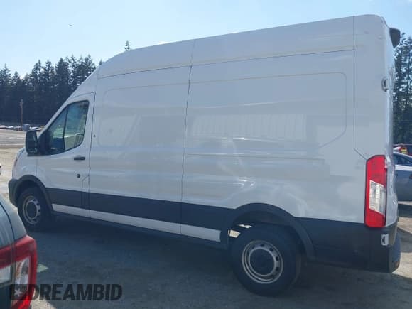 ✅ 2023 Ford Transit Cargo • VIN: 1FTBR1X84PKB02027 • Lot: 42062820. Listed on IAAI with 79,813 mi. Free auction sales archive from the USA and detailed vehicle history report at DreamBid. Image 14.