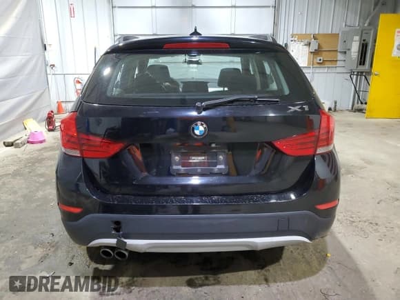 ✅ 2014 BMW X1 xDrive28i • VIN: WBAVL1C54EVY18428 • Lot: 71636845. Wystawiony na Copart z przebiegiem 118 222 mil. Bezpłatny archiwum sprzedaży aukcyjnych z USA i szczegółowy raport historii pojazdu na DreamBid. Zdjęcie 6.