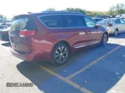 ✅ 2018 Chrysler Pacifica Limited • VIN: 2C4RC1GG4JR106594 • Lot: 43415374. Wystawiony na IAAI z przebiegiem 134 132 mil. Bezpłatny archiwum sprzedaży aukcyjnych z USA i szczegółowy raport historii pojazdu na DreamBid. Zdjęcie 4.