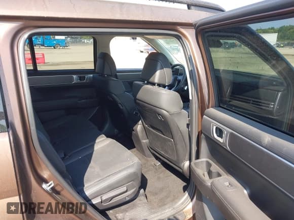 ✅ 2024 Hyundai Santa Fe XRT • VIN: 5NMP3DGL2RH050926 • Лот: 43261426. Опубликован ранее на IAAI с пробегом 27 609 миль. Бесплатный доступ к архиву аукционных продаж из США и подробный отчёт об истории автомобиля на DreamBid. Изображение 8.