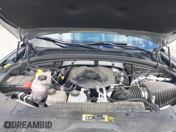 ✅ 2024 Jeep Grand Cherokee • VIN: 1C4RJYB62RC115893 • Lot: 43459345. Listed on IAAI with 50,239 mi. Free auction sales archive from the USA and detailed vehicle history report at DreamBid. Image 10.