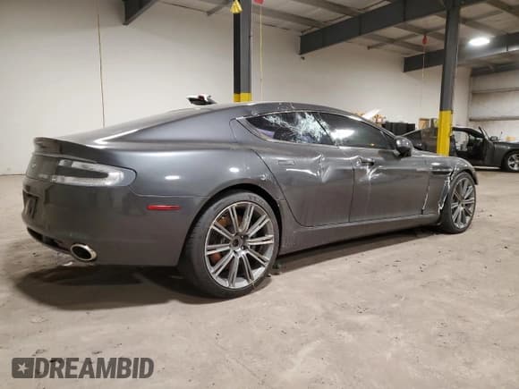 ✅ 2011 Aston Martin Rapide • VIN: SCFHDDAJ0BAF01249 • Lot: 88406885. Wystawiony na Copart z przebiegiem Nie podano. Bezpłatny archiwum sprzedaży aukcyjnych z USA i szczegółowy raport historii pojazdu na DreamBid. Zdjęcie 3.