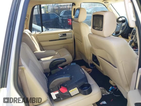 ✅ 2015 Ford Expedition Max Limited • VIN: 1FMJK2AT6FEF09911 • Lot: 42009348. Listed on IAAI with 144,172 mi. Free auction sales archive from the USA and detailed vehicle history report at DreamBid. Image 8.