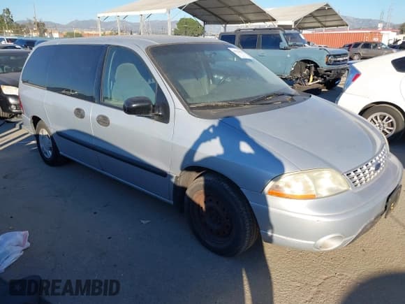 ✅ 2003 Ford Windstar • VIN: 2FMZA50483BB26612 • Lot: 43916615. Listed on IAAI with 1,399,405 mi. Free auction sales archive from the USA and detailed vehicle history report at DreamBid. Image 1.