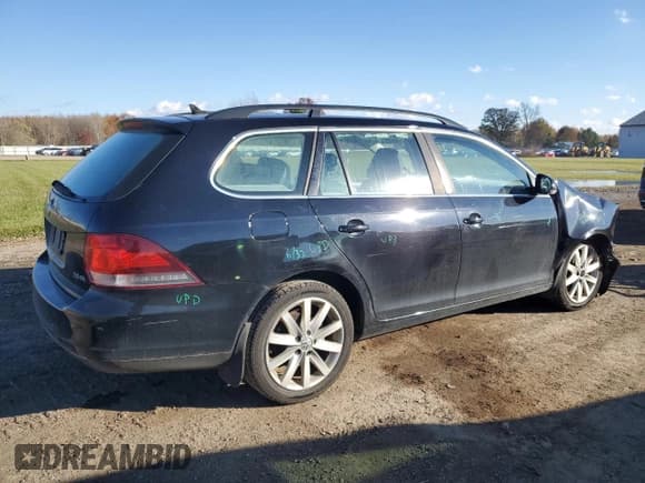 ✅ 2014 Volkswagen Jetta S • VIN: 3VWPP7AJ5EM611203 • Лот: 90845805. Опубликован ранее на Copart с пробегом 91 385 миль. Бесплатный доступ к архиву аукционных продаж из США и подробный отчёт об истории автомобиля на DreamBid. Изображение 3.