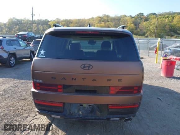 ✅ 2024 Hyundai Santa Fe Calligraphy • VIN: 5NMP5DGL7RH046316 • Lot: 43467707. Listed on IAAI with 16,112 mi. Free auction sales archive from the USA and detailed vehicle history report at DreamBid. Image 17.