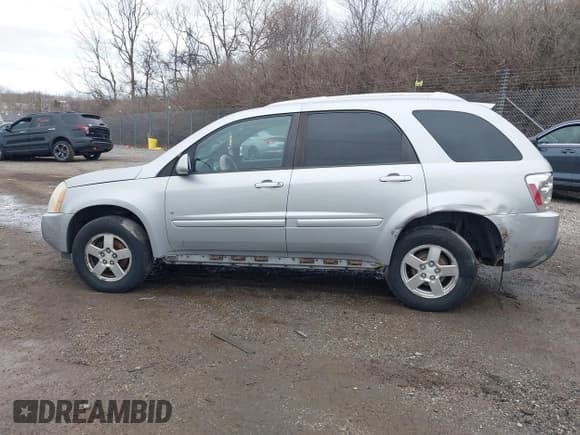 ✅ 2006 Chevrolet Equinox LT • VIN: 2CNDL73F366094940 • Lot: 41821307. Listed on IAAI with Not provided. Free auction sales archive from the USA and detailed vehicle history report at DreamBid. Image 14.