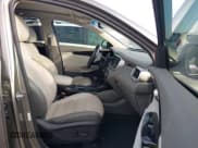 ✅ 2016 Kia Sorento SX • VIN: 5XYPK4A52GG129193 • Лот: 43384372. Опубликован ранее на IAAI с пробегом 151 397 миль. Бесплатный доступ к архиву аукционных продаж из США и подробный отчёт об истории автомобиля на DreamBid. Изображение 5.