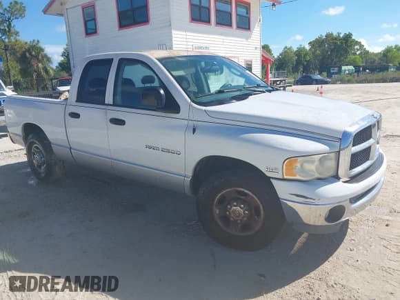 ✅ 2004 Dodge 2500 ST • VIN: 3D7KA28DX4G173895 • Lot: 43167109. Wystawiony na IAAI z przebiegiem 313 303 mil. Bezpłatny archiwum sprzedaży aukcyjnych z USA i szczegółowy raport historii pojazdu na DreamBid. Zdjęcie 1.