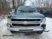 ✅ 2007 Chevrolet Silverado 2500HD 2LT • VIN: 1GCHK29627E589355 • Lot: 43611315. Wystawiony na Copart z przebiegiem 179 485 mil. Bezpłatny archiwum sprzedaży aukcyjnych z USA i szczegółowy raport historii pojazdu na DreamBid. Zdjęcie 5.