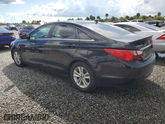 ✅ 2013 Hyundai Sonata GLS • VIN: 5NPEB4AC6DH734022 • Лот: 73939174. Опубликован ранее на Copart с пробегом 77 313 миль. Бесплатный доступ к архиву аукционных продаж из США и подробный отчёт об истории автомобиля на DreamBid. Изображение 2.
