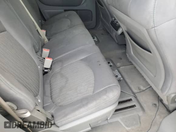 2016 Chevrolet Traverse LS z VIN 1GNKRFED0GJ200370, wystawiony jako Copart lot #86470515 z przebiegiem 156 052 mil mil oraz Czysty tytuł • Clean title. Historia ofert i sprzedaży dostępna na DreamBid. Obrazek 11.