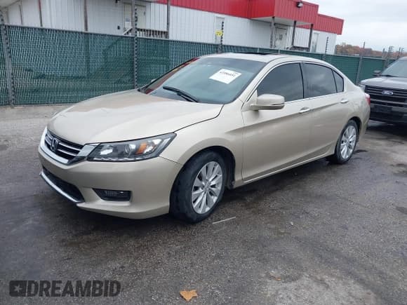 ✅ 2014 Honda Accord EX-L • VIN: 1HGCR3F89EA010112 • Lot: 43586051. Listed on IAAI with 96,316 mi. Free auction sales archive from the USA and detailed vehicle history report at DreamBid. Image 2.