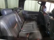 ✅ 2005 Chevrolet Silverado 2500HD LS • VIN: 1GCHK23255F962952 • Lot: 85852465. Wystawiony na Copart z przebiegiem 247 872 mil. Bezpłatny archiwum sprzedaży aukcyjnych z USA i szczegółowy raport historii pojazdu na DreamBid. Zdjęcie 10.