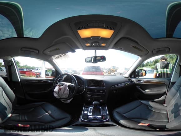 ✅ 2013 Audi Q5 Premium Plus • VIN: WA1DGAFP3DA053194 • Lot: 42784013. Wystawiony na IAAI z przebiegiem 134 626 mil. Bezpłatny archiwum sprzedaży aukcyjnych z USA i szczegółowy raport historii pojazdu na DreamBid. Zdjęcie 18.