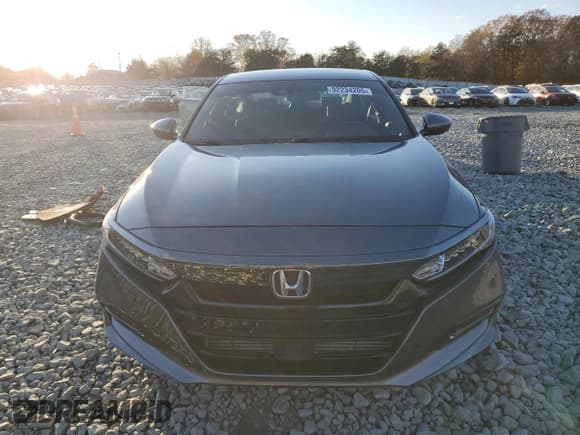 ✅ 2018 Honda Accord Sport • VIN: 1HGCV1F32JA163008 • Лот: 92234205. Опубликован ранее на Copart с пробегом 95 039 миль. Бесплатный доступ к архиву аукционных продаж из США и подробный отчёт об истории автомобиля на DreamBid. Изображение 5.