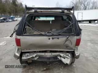 2002 Chevrolet Blazer LS with VIN 1GNDT13W82K211783, listed as a Copart auction lot 41692645 with 244,037 mi miles and Salvage title. Bid and sale history available at DreamBid. Image 6.