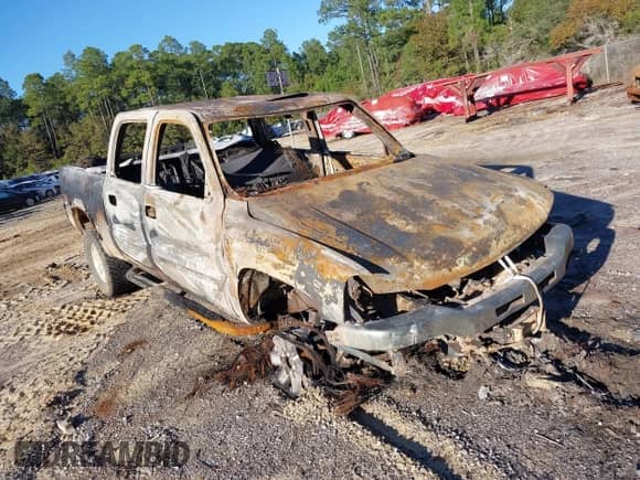 2006 GMC Sierra 1500 SLE1 с VIN 2GTEK13T161192988, выставлен на аукционе IAAI как лот 41094571 с пробегом Не указан миль и . История ставок и продаж доступна на DreamBid. Изображение 1.