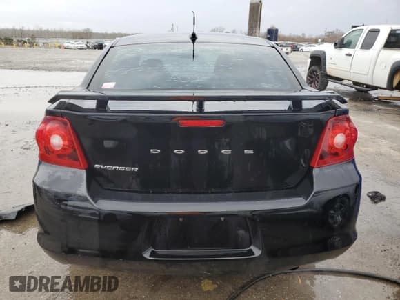 ✅ 2013 Dodge Avenger SXT • VIN: 1C3CDZCB6DN632047 • Лот: 86800144. Опубликован ранее на Copart с пробегом 216 267 миль. Бесплатный доступ к архиву аукционных продаж из США и подробный отчёт об истории автомобиля на DreamBid. Изображение 6.