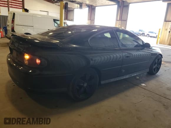 ✅ 2004 Pontiac GTO • VIN: 6G2VX12G64L264997 • Lot: 70381515. Listed on Copart with 47,551 mi. Free auction sales archive from the USA and detailed vehicle history report at DreamBid. Image 3.