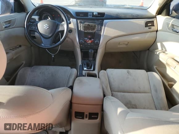 ✅ 2010 Suzuki Kizashi SE • VIN: JS2RE9A31A6100943 • Лот: 67136384. Опубликован ранее на Copart с пробегом 160 989 миль. Бесплатный доступ к архиву аукционных продаж из США и подробный отчёт об истории автомобиля на DreamBid. Изображение 8.