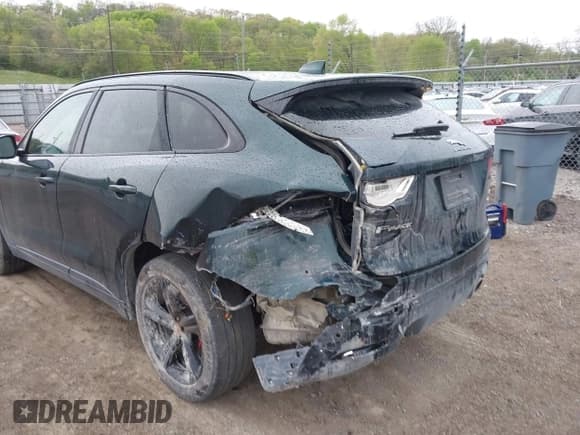 ✅ 2017 Jaguar F-Pace S • VIN: SADCM2BV3HA056899 • Лот: 42184028. Опубликован ранее на IAAI с пробегом 99 687 миль. Бесплатный доступ к архиву аукционных продаж из США и подробный отчёт об истории автомобиля на DreamBid. Изображение 6.